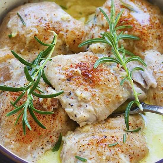 Creamy Garlic Chicken Thighs
