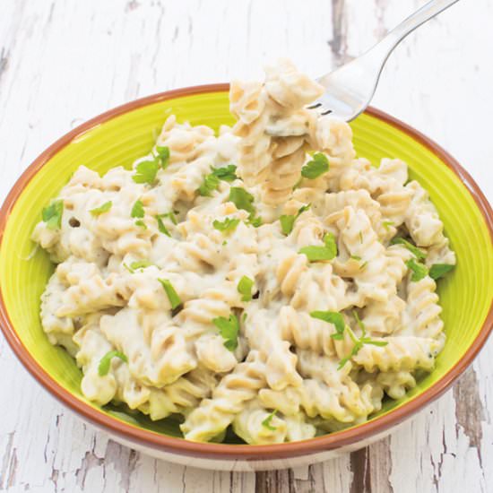 Pasta w/Creamy Vegan Alfredo Sauce