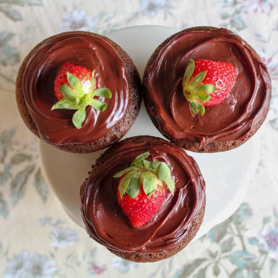 Chocolate strawberry cupcakes