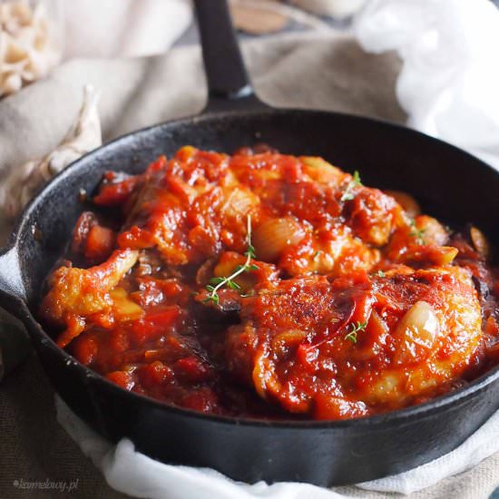Chicken with chorizo and pepper