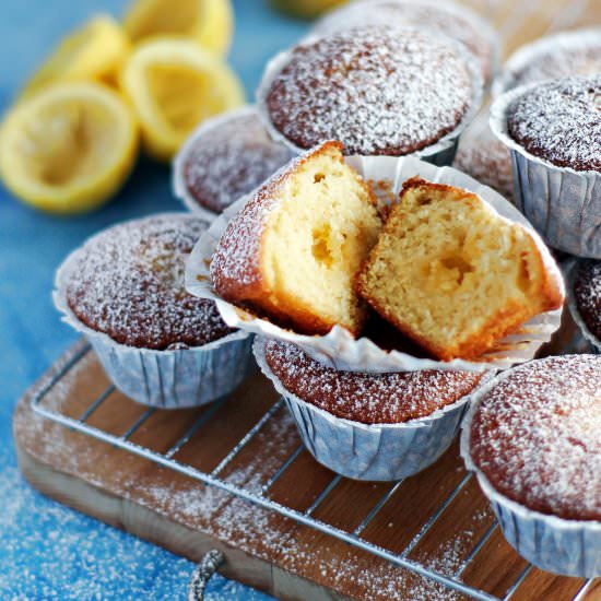 Easy Lemon Curd Muffins