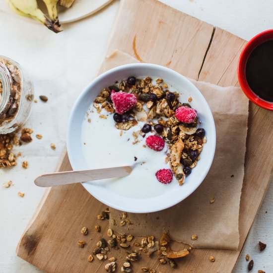 Oil and sugar-free granola