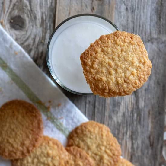 4-Ingredient Coconut Cookies