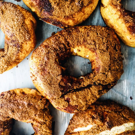 Homemade Cinnamon Sugar Bagels