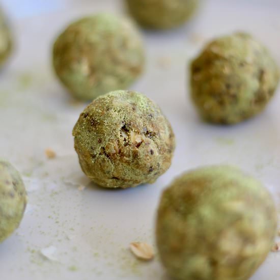 Coconut Matcha Energy Bites