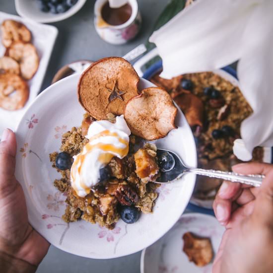 Apple Oats Crumble and Apple Chips
