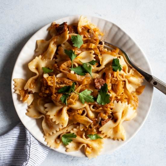 Caramelized Onion Cabbage Pasta