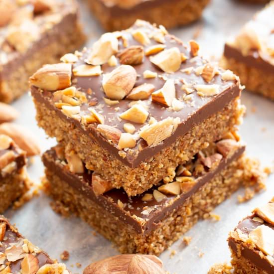 No Bake Paleo Chocolate Almond Bars