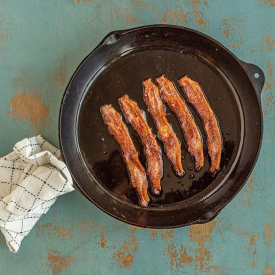 Cooking Bacon in Cast Iron Skillet