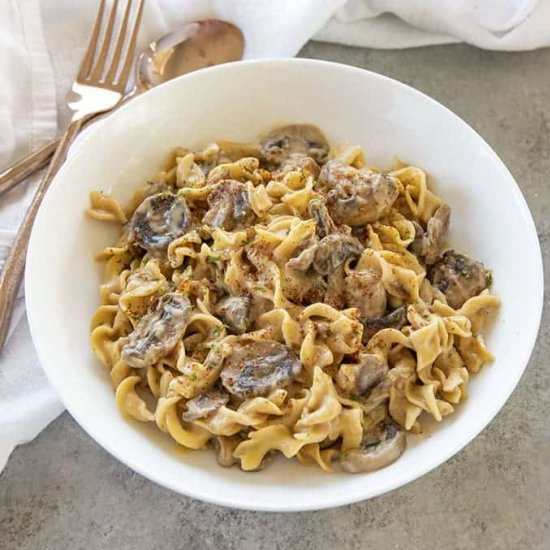One Pot Mushroom Stroganoff