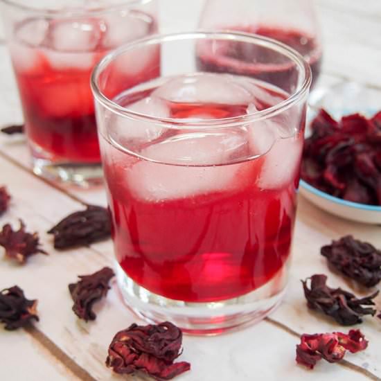 Agua de jamaica – hibiscus tea