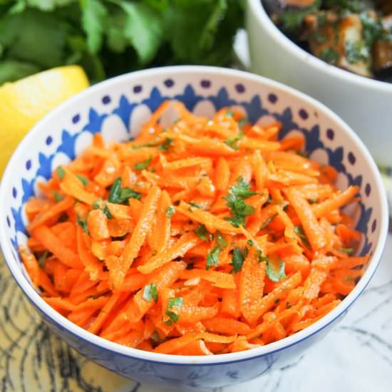 Moroccan raw carrot salad