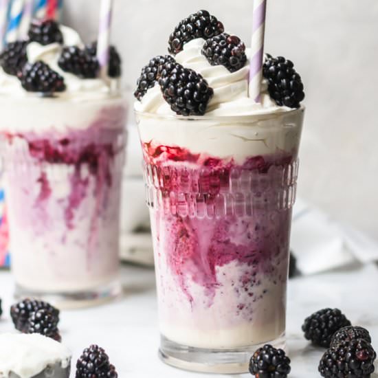 Blackberries and cream milkshakes