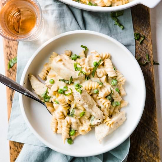 Instant Pot Creamy Chicken Pasta