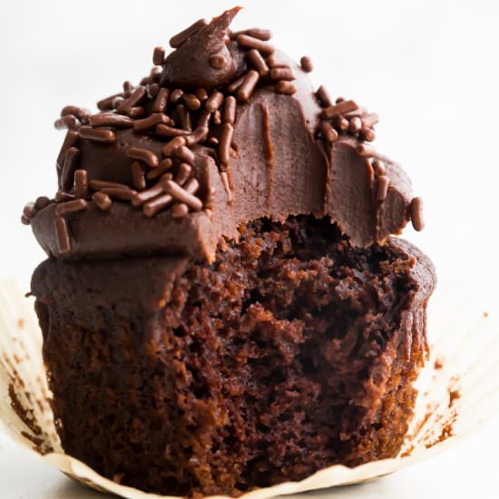 Best Chocolate Paleo Cupcakes