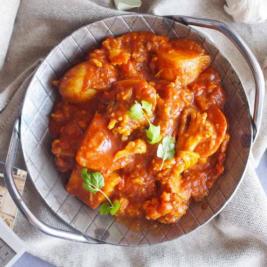 Potato and cauliflower curry