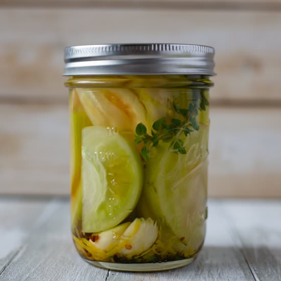 Quick Pickled Green Tomatoes