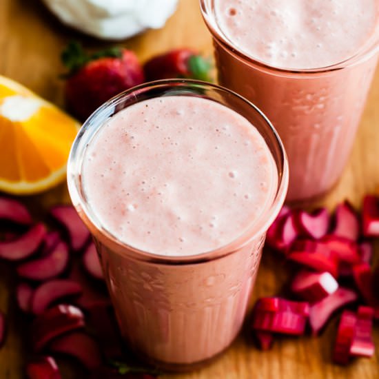 Strawberry Rhubarb Smoothie