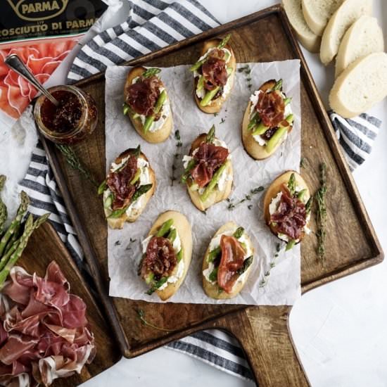 Asparagus Goat Cheese Crostini