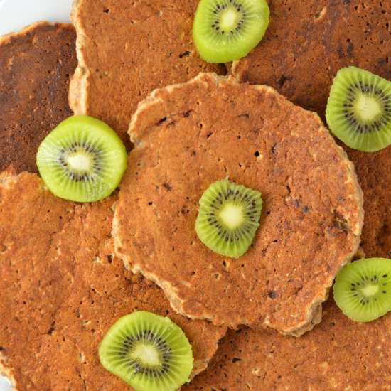 Banana Applesauce Pancakes