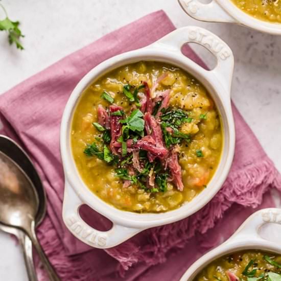 Slow Cooker Split Pea Soup