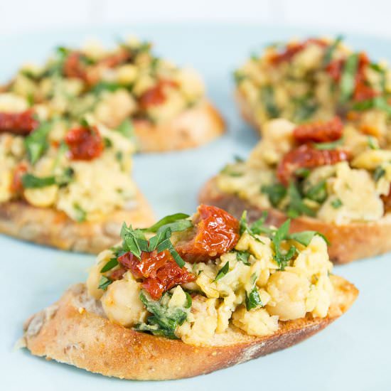 Chickpea sundried tomato bruschetta