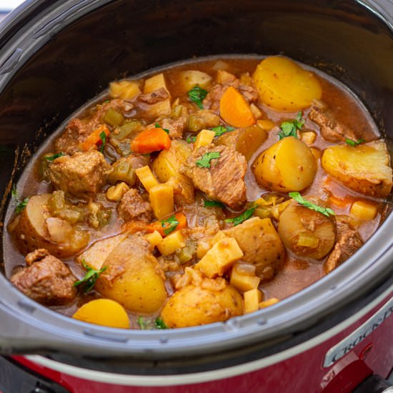 slow cooker guinness beef stew