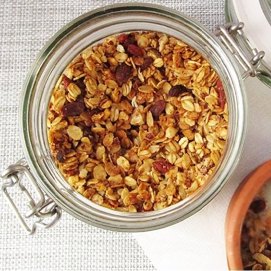 Homemade Almond Cranberry Granola
