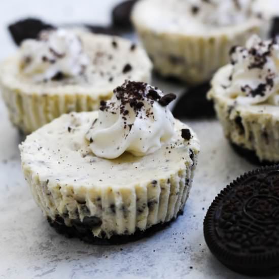 Cookies and Cream Cheesecake