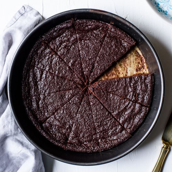 Vegan Flourless Chocolate Cake