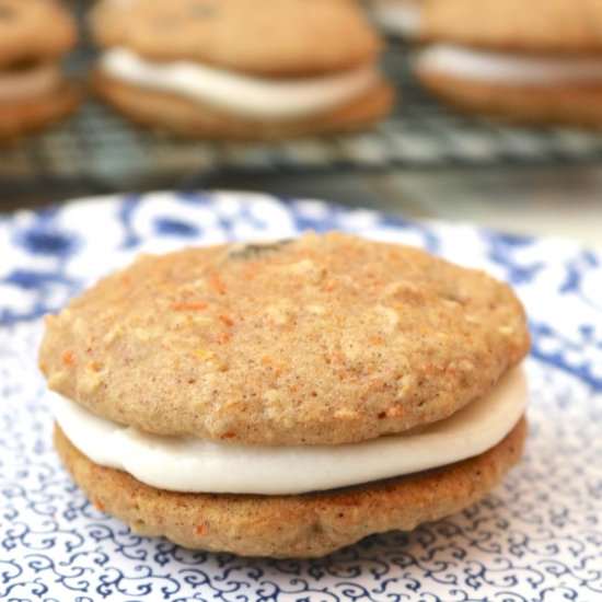 Carrot Cake Whoopie Pies