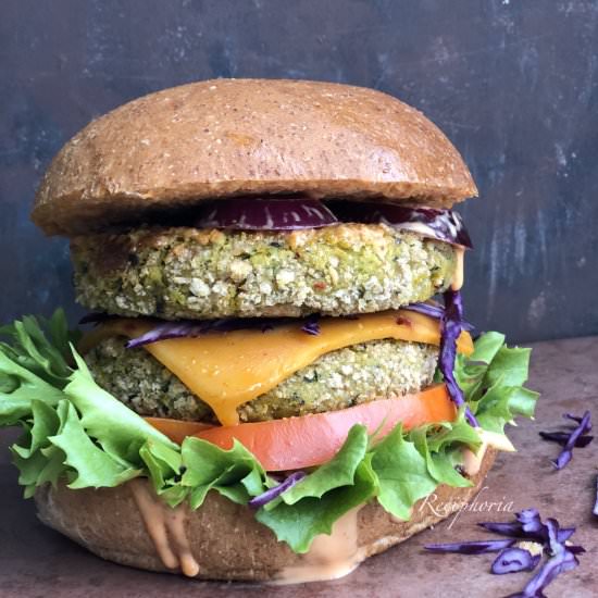 Curried chickpeas & spinach burgers