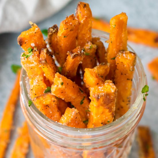 Crispy Baked Sweet Potato Fries