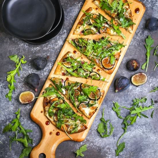 Fig and Arugula Flatbread