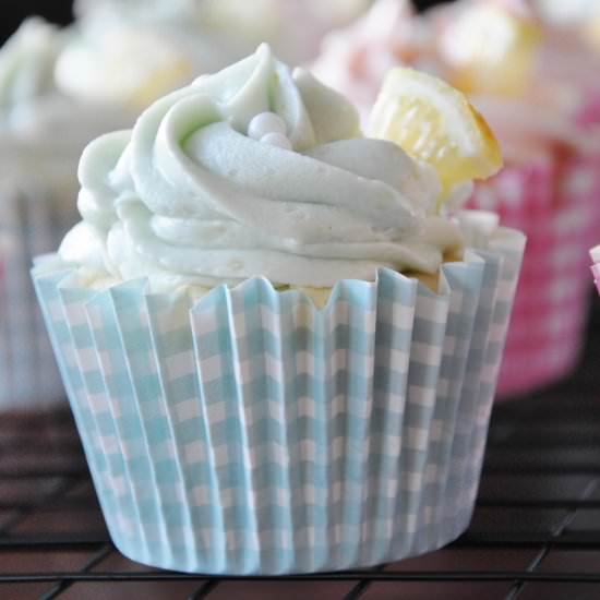 Lemon Cupcakes & Lemon Buttercream