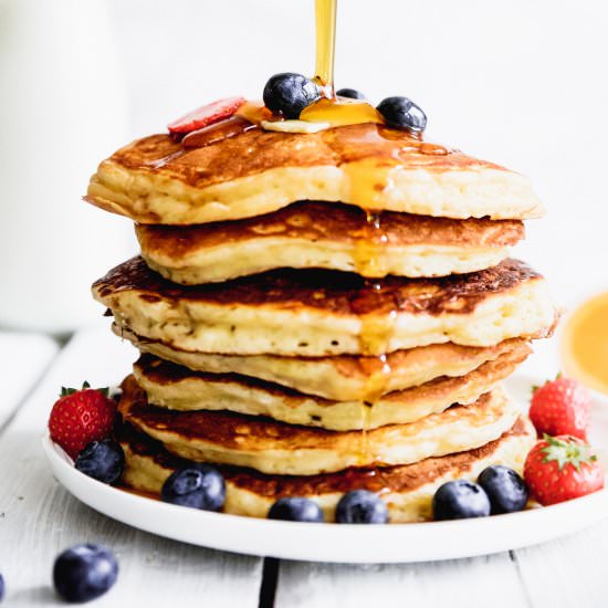 Best Fluffy Buttermilk Pancakes
