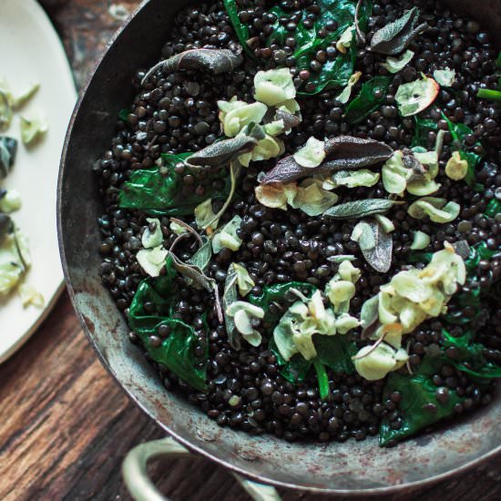 Black lentils with fried sage