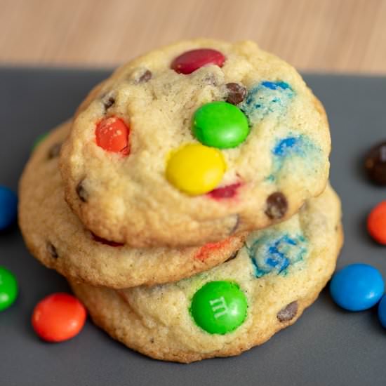 The Best Chocolate Chip M&M Cookies
