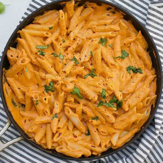 Vegan Roasted Red Pepper Penne