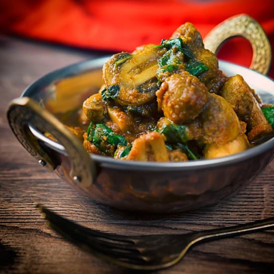 Spinach and Mushroom Curry