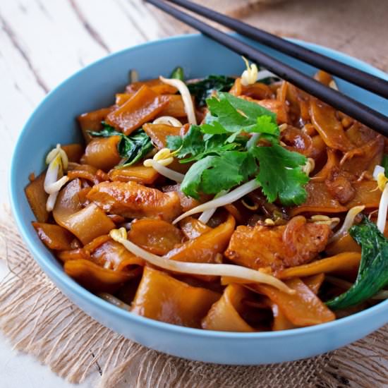 Chicken and Rice Noodle Stir Fry