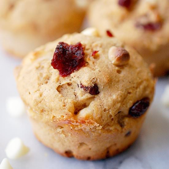 Cranberry white chocolate muffins