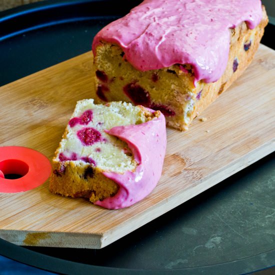 Raspberry marshmallow cake