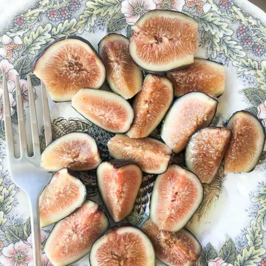 Fresh Figs with Agave Syrup