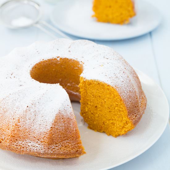 Healthy blender carrot cake