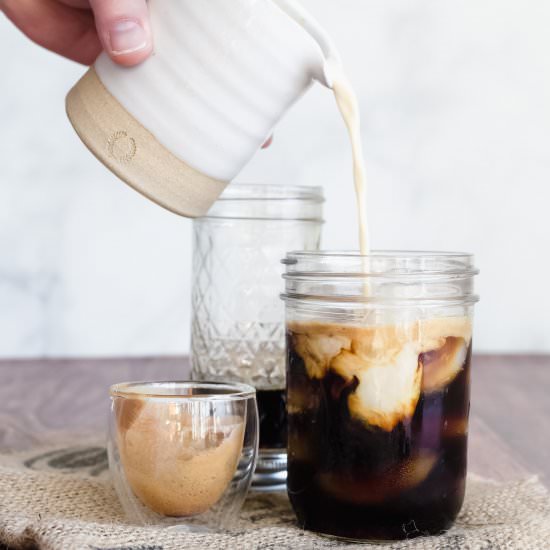 How to Make an Iced Latte at Home