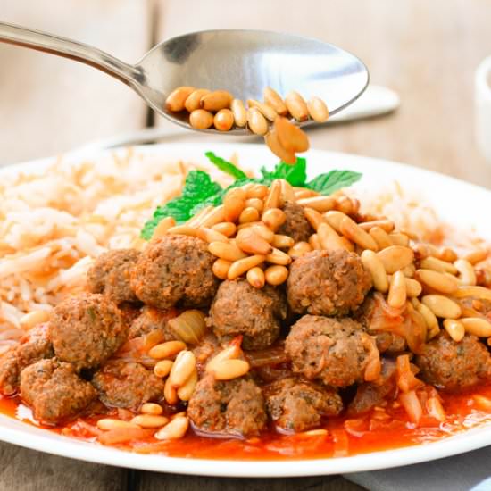 Dawood Basha (Lebanese Meatballs)
