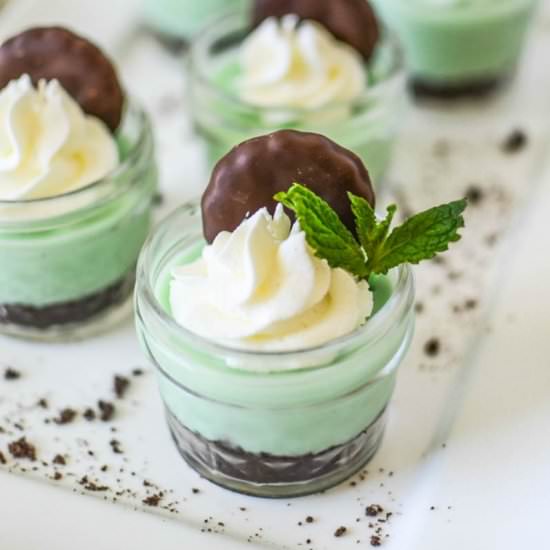 Mason Jar Grasshopper Pies