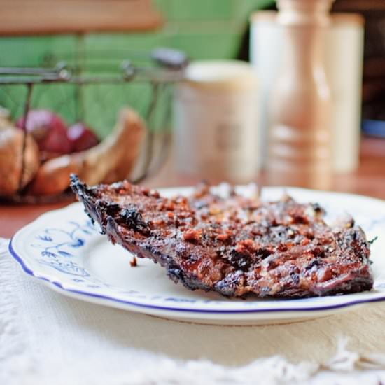Tangy sauce for barbecue ribs
