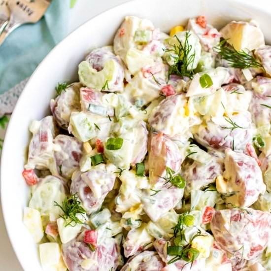 SOUR CREAM POTATO SALAD